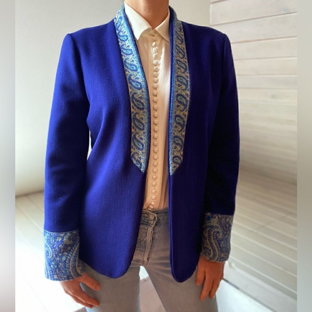 Vintage Open Blazer with Paisley Pattern - Picture 12 of 12
